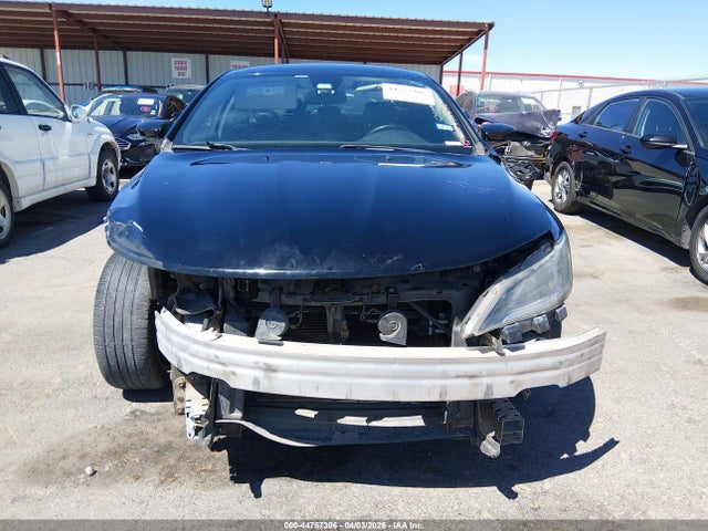 2015 Chrysler 200 Limited მანქანა იყიდება აუქციონზე, vin: 1C3CCCAB0FN734417, აუქციონის ნომერი: 44757306