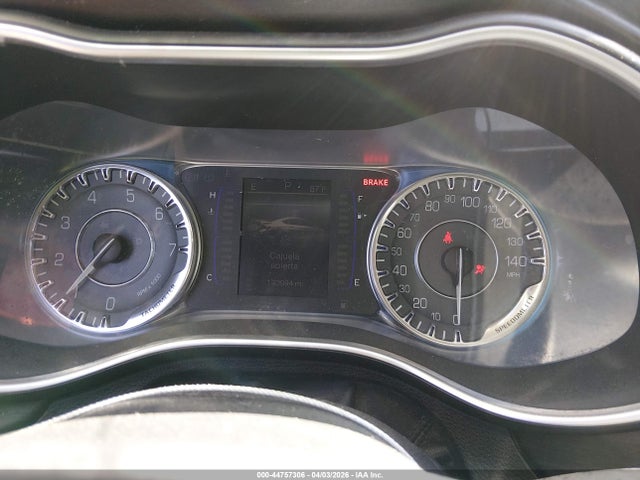 2015 Chrysler 200 Limited მანქანა იყიდება აუქციონზე, vin: 1C3CCCAB0FN734417, აუქციონის ნომერი: 44757306