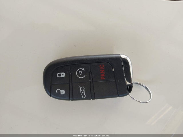 3C4NJCCB2JT362210 Jeep Compass Limited Fwd