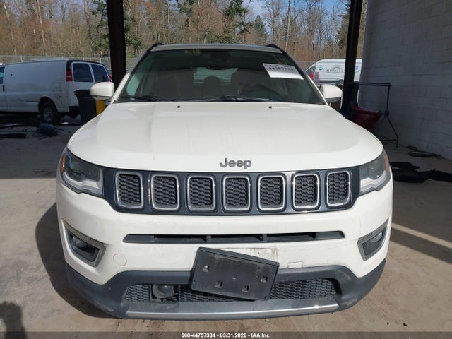 3C4NJCCB2JT362210 Jeep Compass Limited Fwd