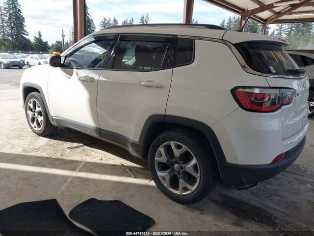 3C4NJCCB2JT362210 Jeep Compass Limited Fwd