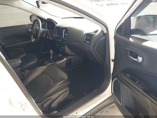 3C4NJCCB2JT362210 Jeep Compass Limited Fwd