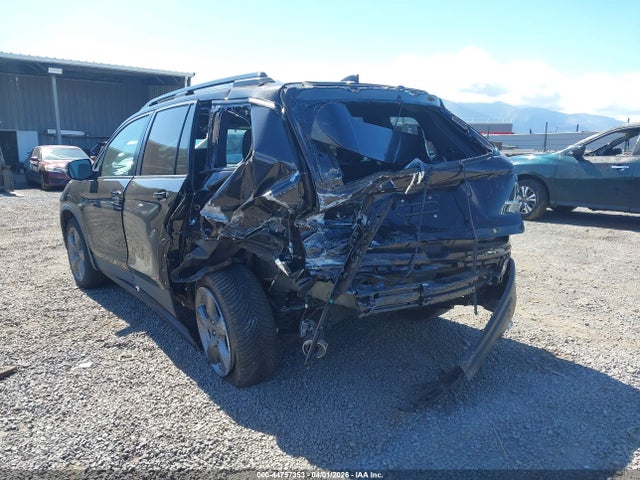 5FNYF7H96LB001415 Honda Passport 2wd Touring