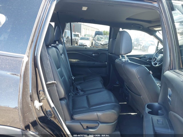 5FNYF7H96LB001415 Honda Passport 2wd Touring