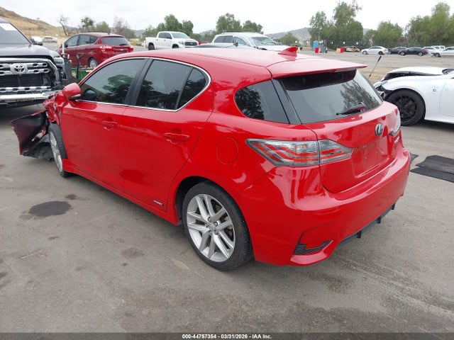 JTHKD5BH5E2192801 Lexus CT 200H