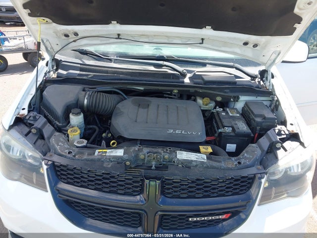 2017 Dodge Grand Caravan Sxt მანქანა იყიდება აუქციონზე, vin: 2C4RDGCG3HR646406, აუქციონის ნომერი: 44757364