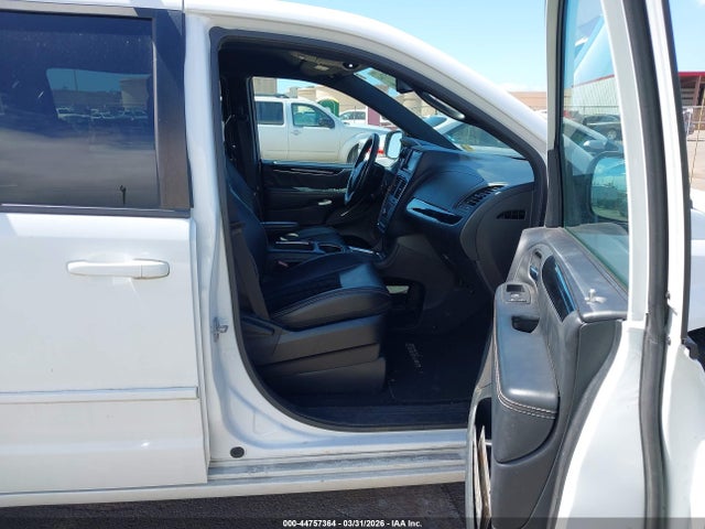 2017 Dodge Grand Caravan Sxt მანქანა იყიდება აუქციონზე, vin: 2C4RDGCG3HR646406, აუქციონის ნომერი: 44757364