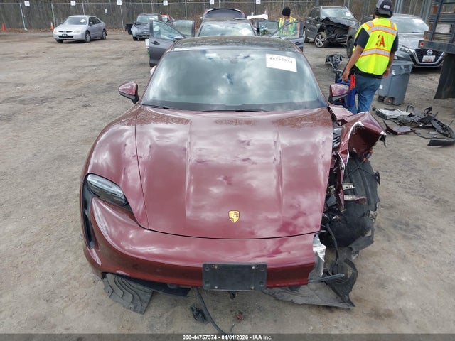 44757374 :رقم المزاد ، WP0AA2Y10NSA13761 vin ، 2022 Porsche Taycan مزاد بيع
