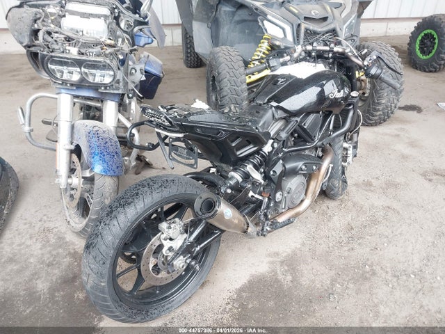 2019 INDIAN MOTORCYCLE CO. FTR 56KRTA229K3156889 Photo 3