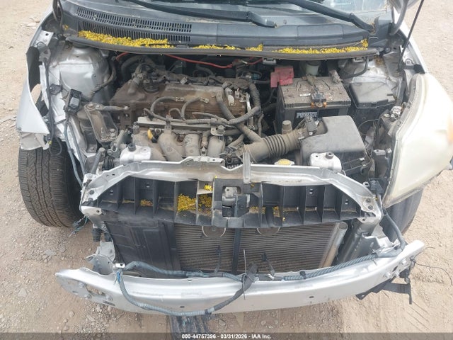 JTKKUPB43E1040721 Scion XD