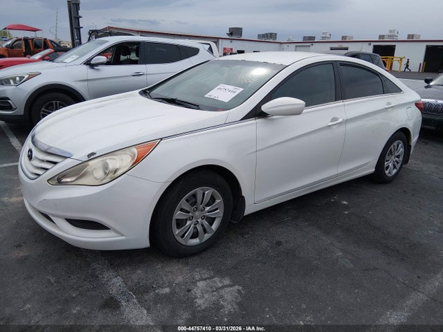 2011 HYUNDAI SONATA 5NPEB4AC2BH172732 Photo 1