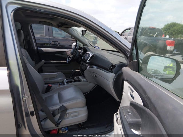44757412 :رقم المزاد ، 5FNYF5H71HB027771 vin ، 2017 Honda Pilot Ex-l مزاد بيع