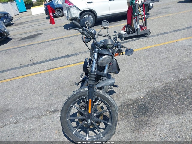 1HD4LE234HC422732 Harley-Davidson Xl883 Iron 883