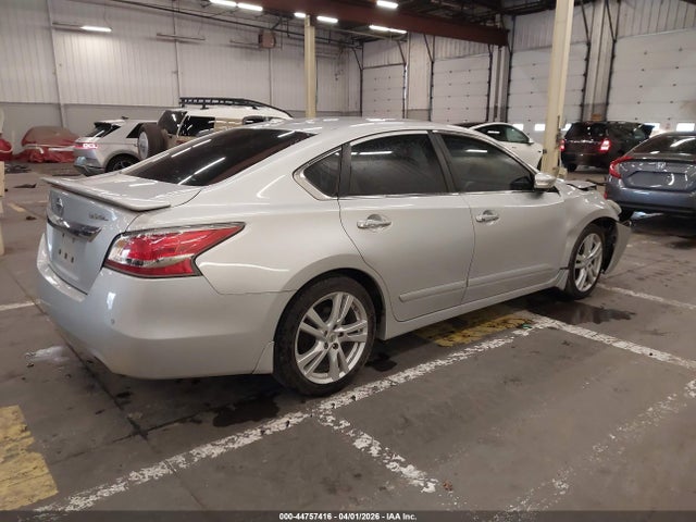 44757416 :رقم المزاد ، 1N4BL3AP3FC410429 vin ، 2015 Nissan Altima 3.5 Sl مزاد بيع
