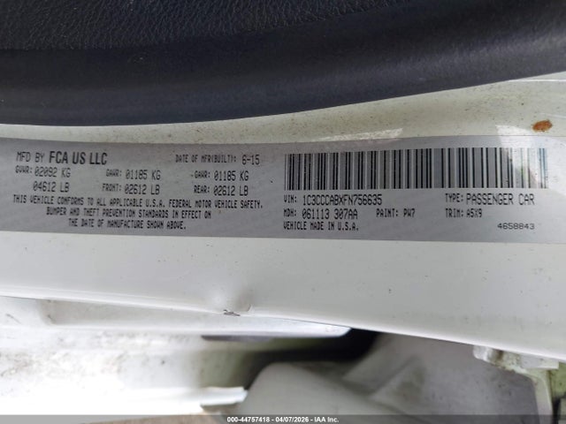 44757418 :رقم المزاد ، 1C3CCCABXFN756635 vin ، 2015 Chrysler 200 Limited مزاد بيع