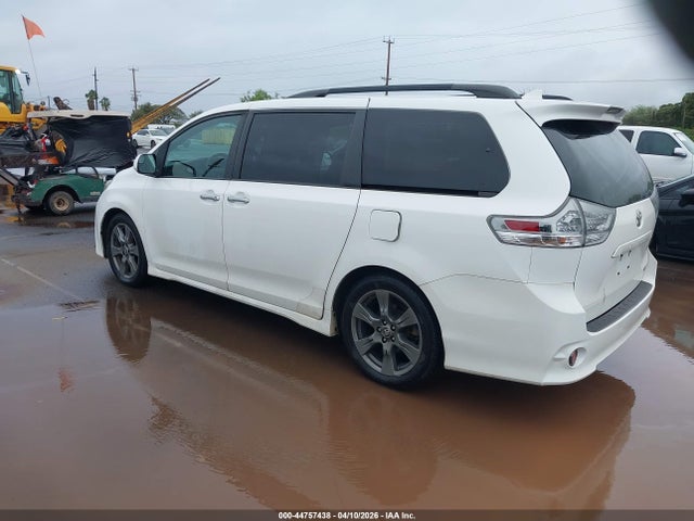 44757438 :رقم المزاد ، 5TDXZ3DC6LS064149 vin ، 2020 Toyota Sienna Se مزاد بيع