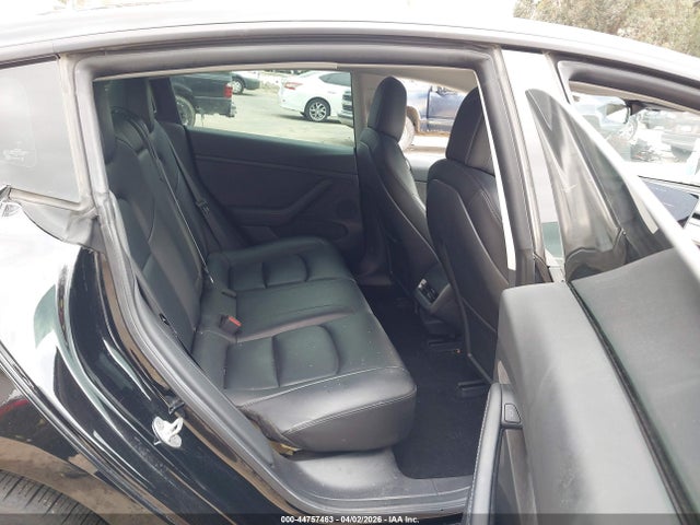 2022 Tesla Model 3 Rear-wheel Drive მანქანა იყიდება აუქციონზე, vin: 5YJ3E1EA6NF111909, აუქციონის ნომერი: 44757463
