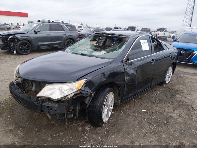 2014 Toyota Camry Xle მანქანა იყიდება აუქციონზე, vin: 4T4BF1FK9ER374808, აუქციონის ნომერი: 44757513