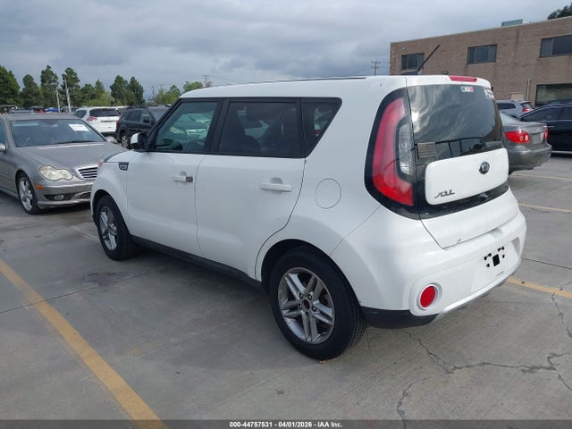 44757531 :رقم المزاد ، KNDJP3A59H7412206 vin ، 2017 Kia Soul + مزاد بيع