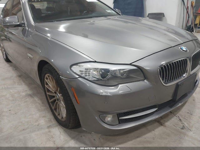 2011 Bmw 535i Xdrive მანქანა იყიდება აუქციონზე, vin: WBAFU7C54BC874090, აუქციონის ნომერი: 44757538