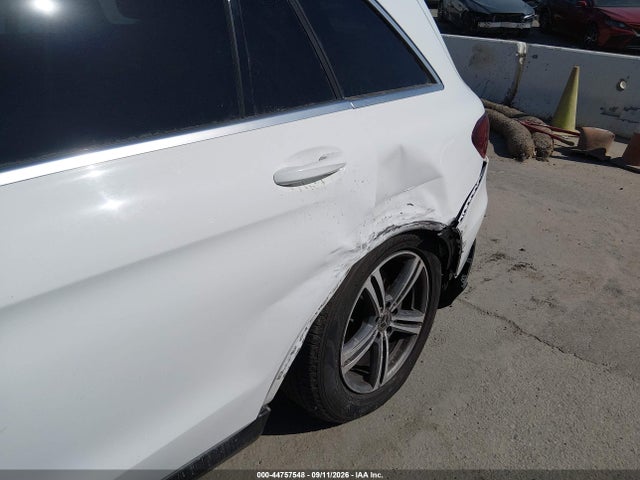 WDC0G8DB1LF750458 Mercedes-Benz GLC 300