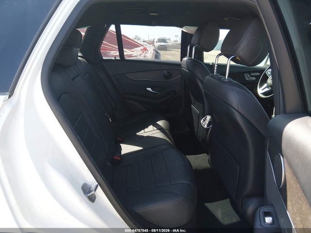 WDC0G8DB1LF750458 Mercedes-Benz GLC 300