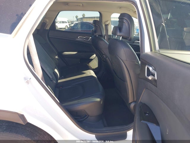 44757561 :رقم المزاد ، KNDPVCAG0P7117821 vin ، 2023 Kia Sportage Hybrid Ex مزاد بيع