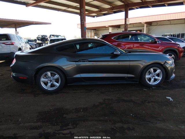 1FA6P8AM1H5273006 Ford Mustang V6