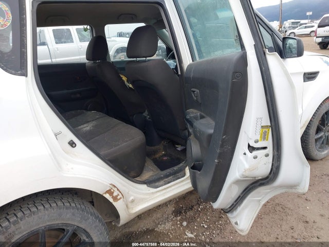 44757588 :رقم المزاد ، KNDJT2A11A7105704 vin ، 2010 Kia Soul مزاد بيع