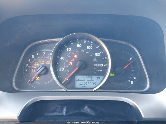 Toyota RAV4 LE 2015 JTMBFREV2FD105186 Image 7