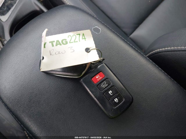 2018 Toyota Rav4 Hybrid Limited მანქანა იყიდება აუქციონზე, vin: JTMDJREV1JD190618, აუქციონის ნომერი: 44757617