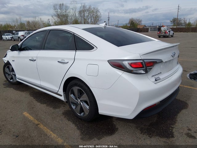 Продажа на аукционе авто 2017 Hyundai Sonata Hybrid Limited, vin: KMHE34L19HA059543, номер лота: 44757623