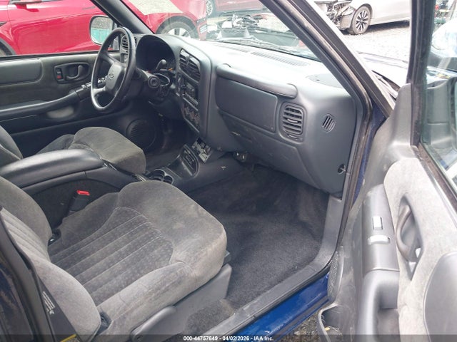 Продажа на аукционе авто 2002 Chevrolet Blazer Ls, vin: 1GNDT13W82K118701, номер лота: 44757649
