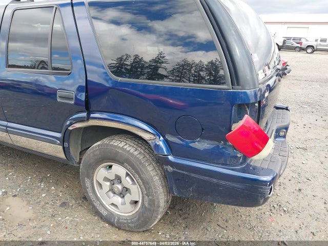 Продажа на аукционе авто 2002 Chevrolet Blazer Ls, vin: 1GNDT13W82K118701, номер лота: 44757649