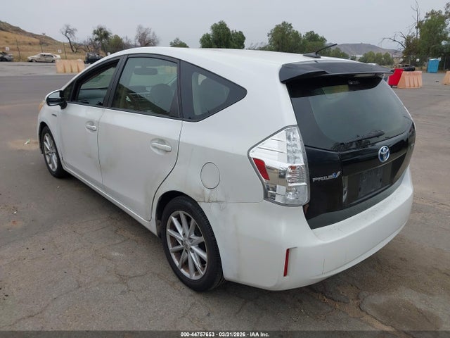 2012 TOYOTA PRIUS V JTDZN3EU0C3059431 Photo 2