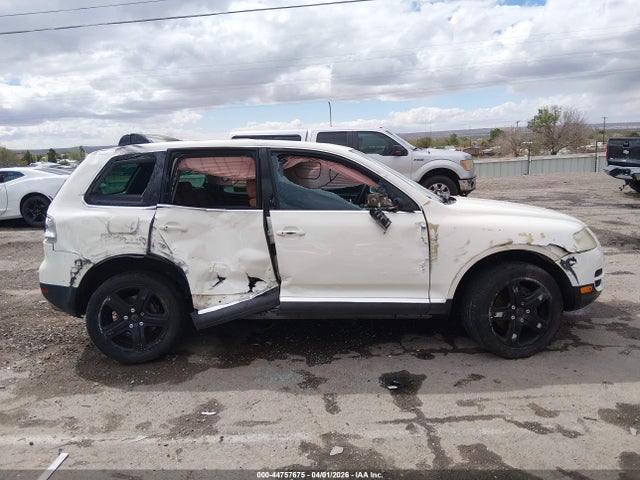 2004 Volkswagen Touareg V8 მანქანა იყიდება აუქციონზე, vin: WVGEM77L94D043944, აუქციონის ნომერი: 44757675