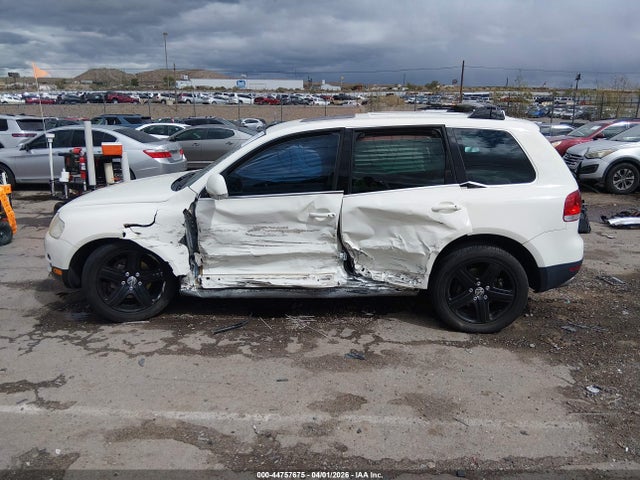 2004 Volkswagen Touareg V8 მანქანა იყიდება აუქციონზე, vin: WVGEM77L94D043944, აუქციონის ნომერი: 44757675