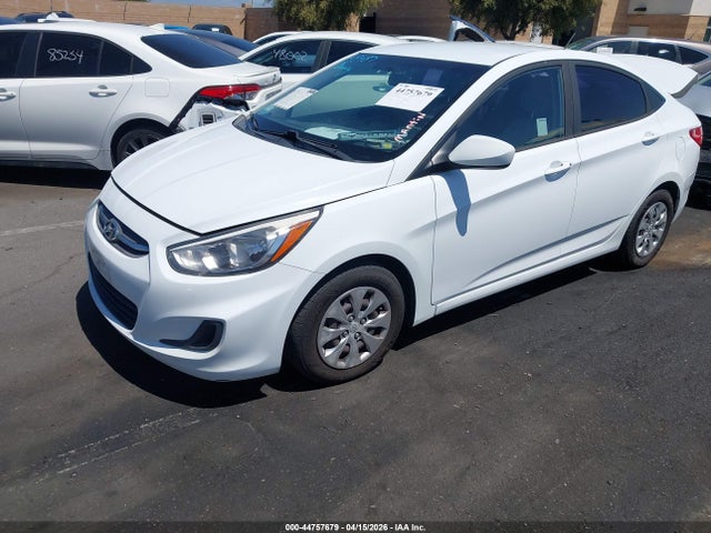 Hyundai ACCENT SE 2017 KMHCT4AE8HU272253 Image 2