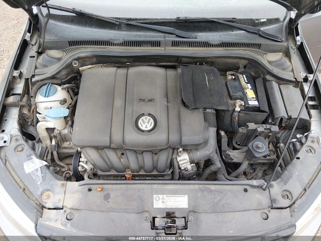 44757717 :رقم المزاد ، 3VWDZ7AJXBM041238 vin ، 2011 Volkswagen Jetta 2.5l Se مزاد بيع