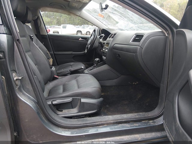 44757717 :رقم المزاد ، 3VWDZ7AJXBM041238 vin ، 2011 Volkswagen Jetta 2.5l Se مزاد بيع