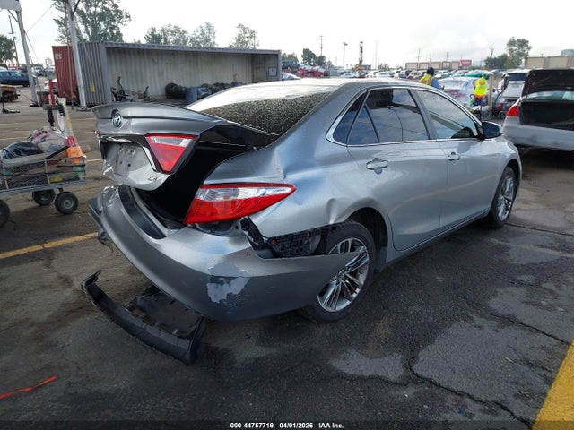 2015 TOYOTA CAMRY 4T1BF1FK9FU975745 Photo 3