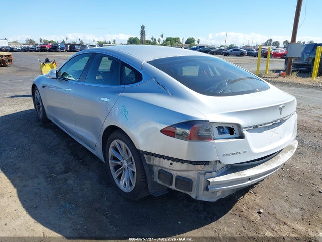 44757727 :رقم المزاد ، 5YJSA1E2XHF186522 vin ، 2017 Tesla Model S 100d/60d/75d/90d/p100d مزاد بيع
