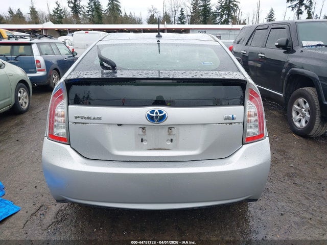 Toyota Prius Three 2015 JTDKN3DU9F0467242 Image 16