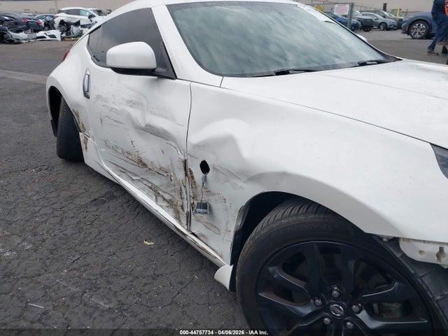JN1AZ4EH3JM572712 Nissan 370z Touring