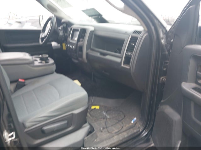 2016 RAM 2500 3C6UR5HJ0GG264804 Photo 4