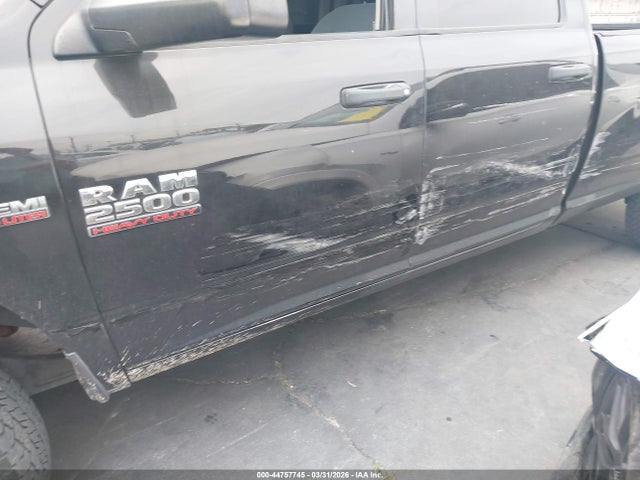 2016 RAM 2500 3C6UR5HJ0GG264804 Photo 5