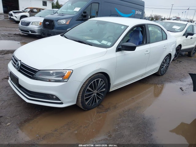 2016 Volkswagen Jetta 1.8t Sport მანქანა იყიდება აუქციონზე, vin: 3VWD17AJ2GM415033, აუქციონის ნომერი: 44757756