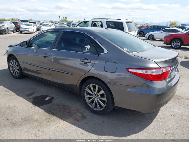 Toyota CAMRY XLE 2015 4T1BF1FK8FU954014 Image 3