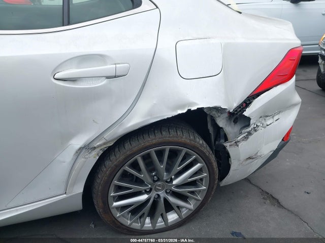 2017 LEXUS IS 200T JTHBA1D24H5039906 Photo 5