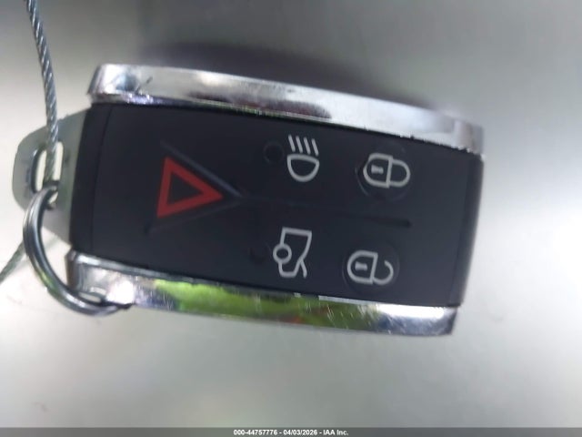 2011 JAGUAR XF SAJWA0HE9BMR87640 Photo 10